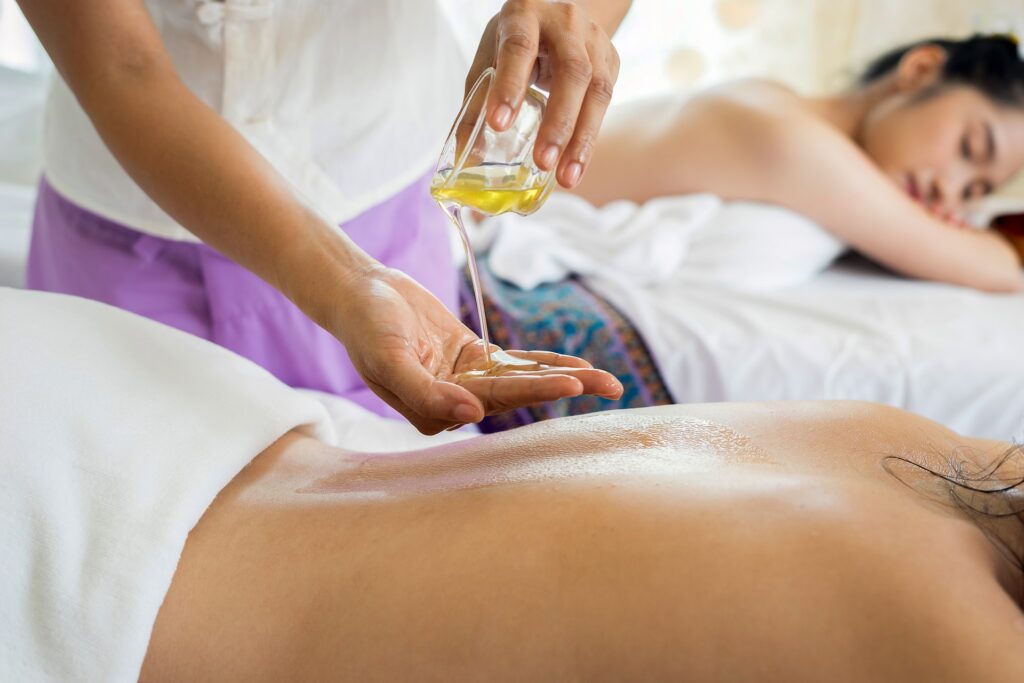 The Benefits of One-Person Massage Shops: A Personalized Experience